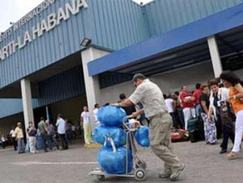 Washington aprieta las tuercas a operadores de viajes a Cuba