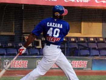 Tres cubanos arrollan en la Liga Mexicana de Béisbol