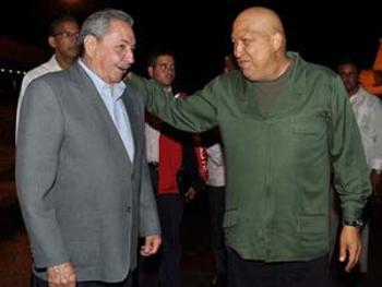 Cirujano: “Chávez no confía en nadie en Venezuela, solo en los cubanos”