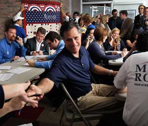 Mitt Romney en su sede electoral
