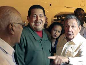 Chávez llega a Cuba el 8 de junio de 2011 para atenderse por primera vez sus problemas de salud