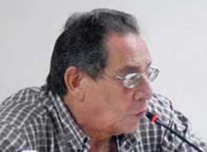 El comentarista deportivo Hector Rodriguez (1946-2012)