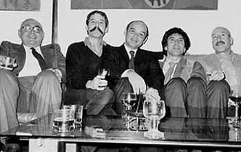De izquierda a derecha: Ricardo Porro, Ramón Alejandro, Severo Sarduy, Reynaldo Arenas y Néstor Almendros en París.