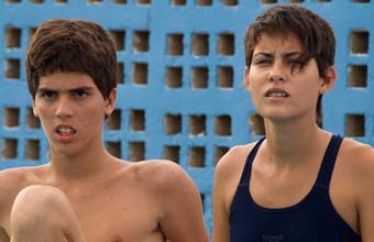 Escena de La piscina, filme de Carlos Machado Quintela.