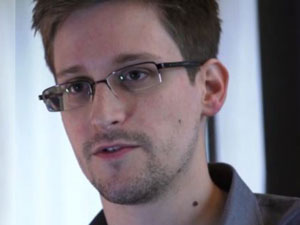 El ex analista de inteligencia de la Agencia de Seguridad Nacional,Edward Snowden, ante horas cruciales sobre su destino.