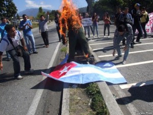 Crisis en Venezuela: ¿Hay razones para una marcha contra la “injerencia cubana”?