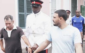 Cuba obstruye juicio por abusos contra refugiados en Bahamas