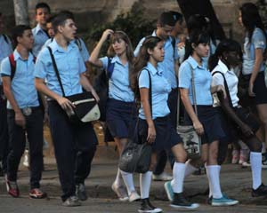 La Habana en suspenso: La educación cubana en tiempos de CUC