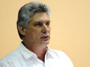 Díaz-Canel llama a los cubanos a mantener dignidad en medio de la pobreza