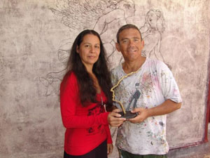 Pintor Agustín Bejarano expone por primera vez tras su regreso a Cuba