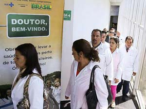 Brasil prepara en La Habana más médicos cubanos para cumplir misión