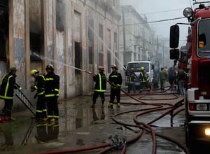 Incendio destruye almacén tabacalero en La Habana