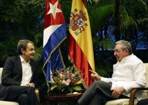 Zapatero y Moratinos en La Habana: Cuando la política intenta tapar los negocios