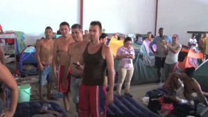 Reunión regional busca salida a más de 2 mil cubanos varados en Panamá