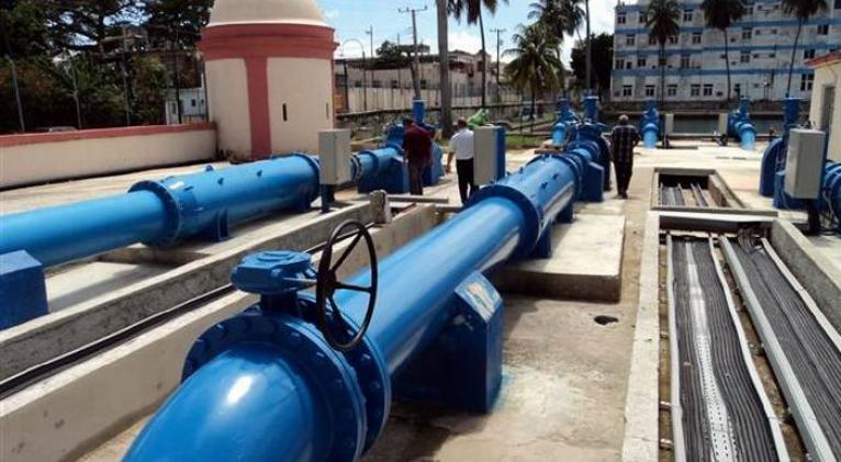 Crisis nacional: Más de 600 mil personas sin abasto de agua en Cuba