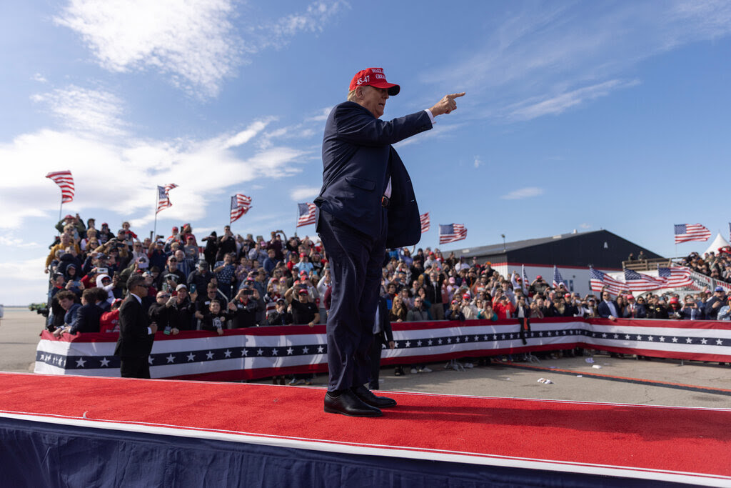 Trump eliminará programas de parole humanitario y CBP One si es electo presidente